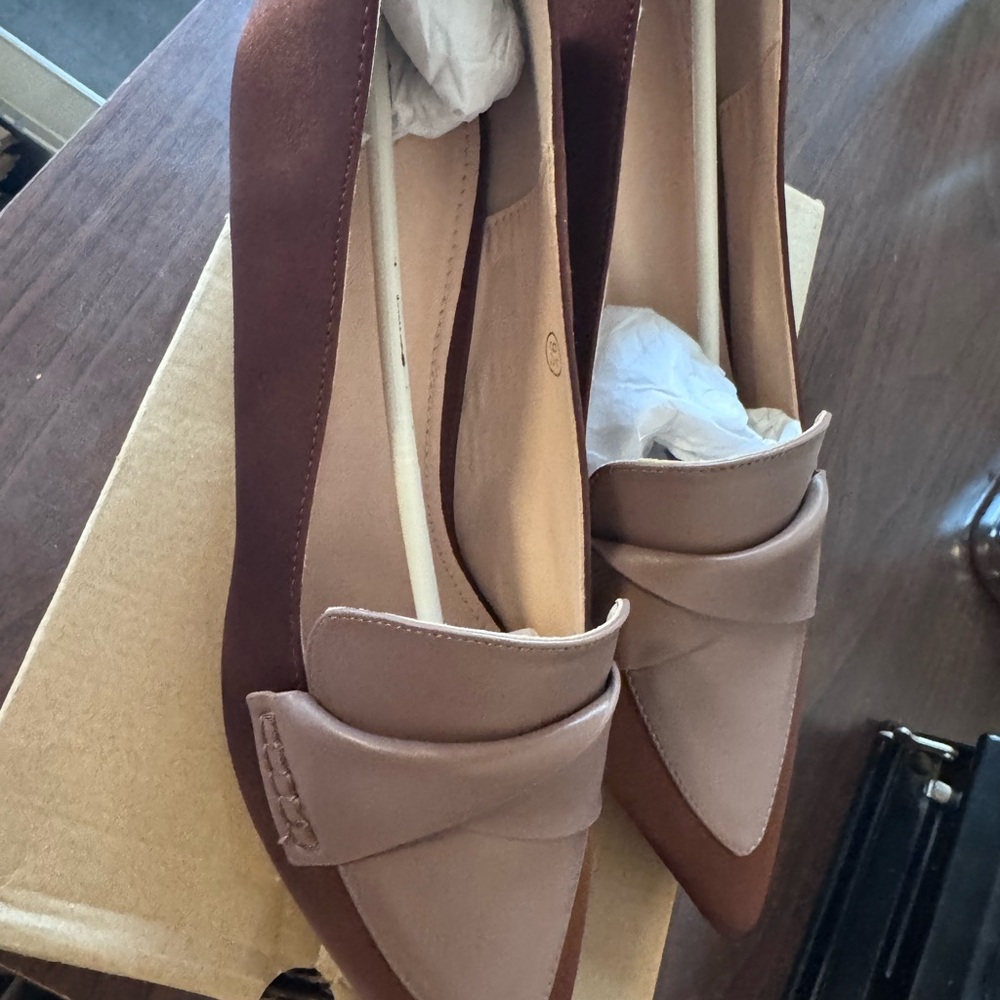 Aquazzura Brown and Tan Women's Flats